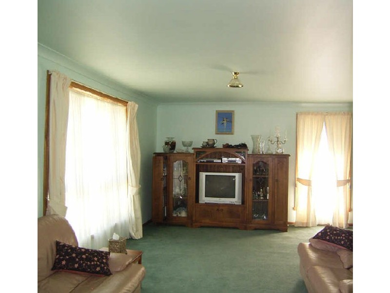 2 Anthony Crescent, Orange NSW 2800