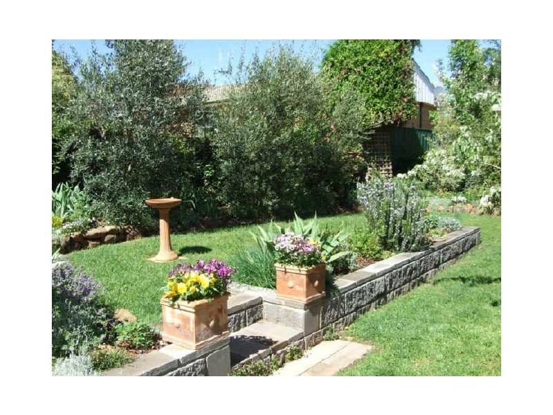 10 Aminya Place, Orange NSW 2800