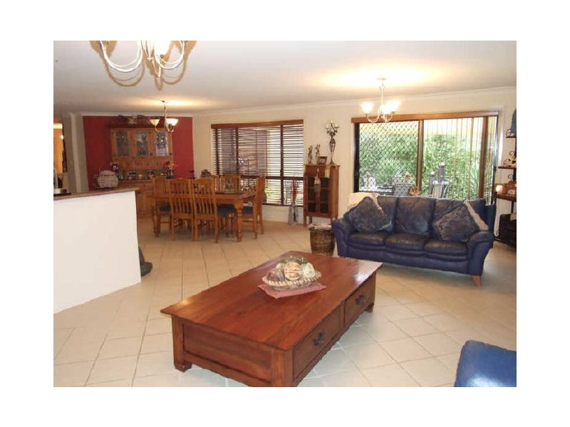 7 Jarrah Place, Orange NSW 2800