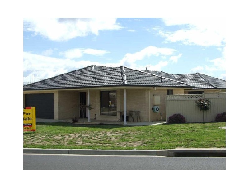 36 Roselawn Drive, Orange NSW 2800