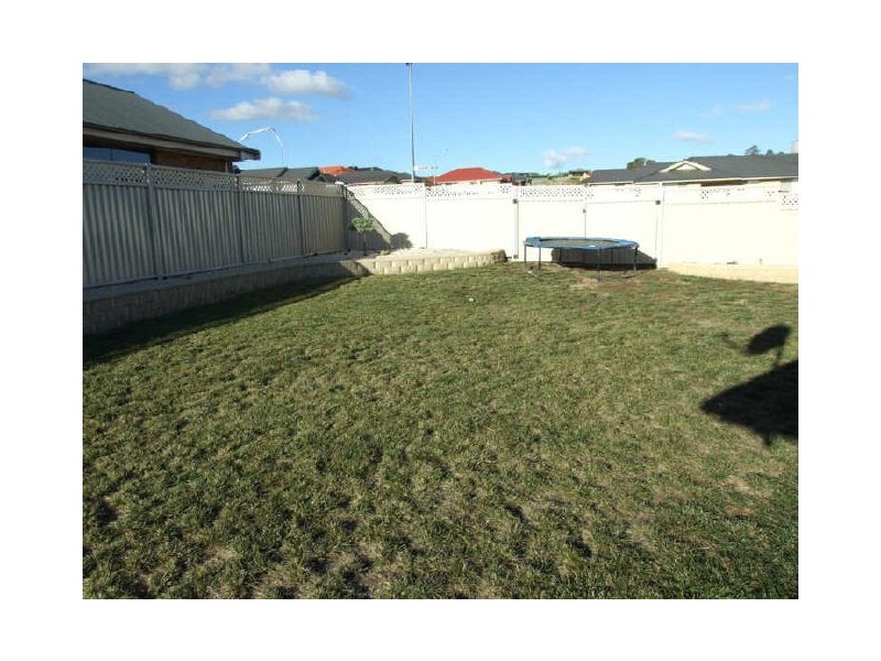 36 Roselawn Drive, Orange NSW 2800