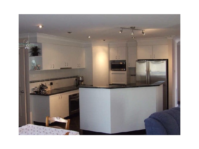 36 Roselawn Drive, Orange NSW 2800