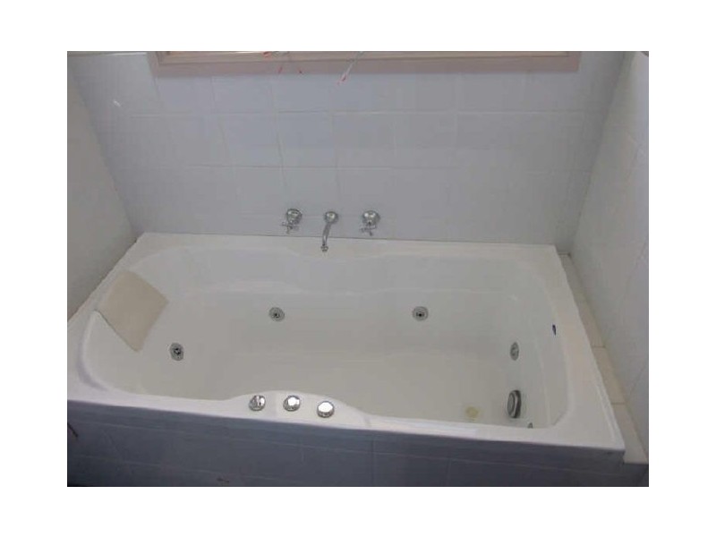 36 Roselawn Drive, Orange NSW 2800