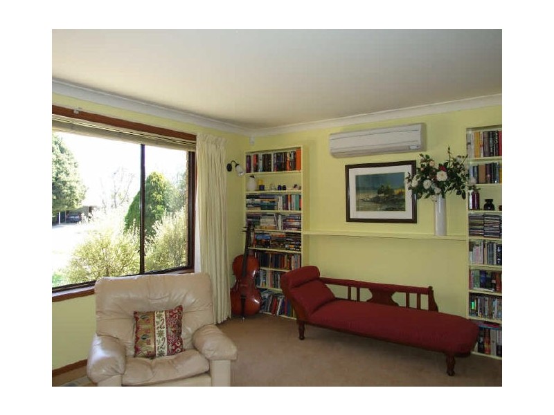 6 Trinity Place, Orange NSW 2800