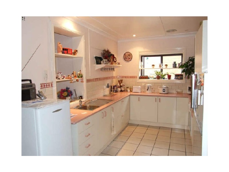 393 Summer Street, Orange NSW 2800