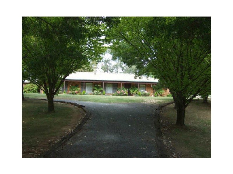 3 Trooper Place, Clifton Grove, Orange NSW 2800