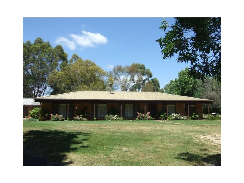 3 Trooper Place, Clifton Grove, Orange NSW 2800
