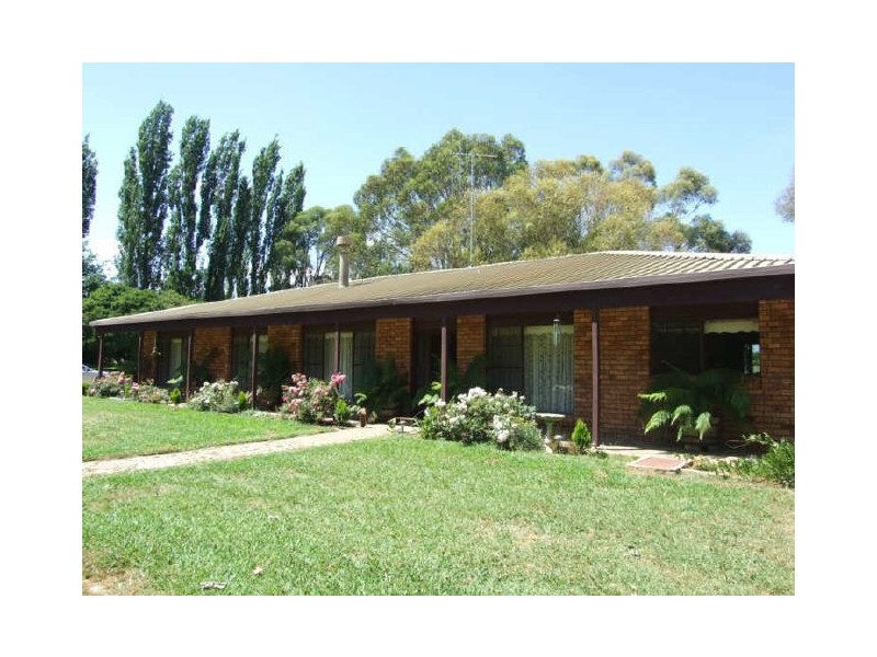 3 Trooper Place, Clifton Grove, Orange NSW 2800