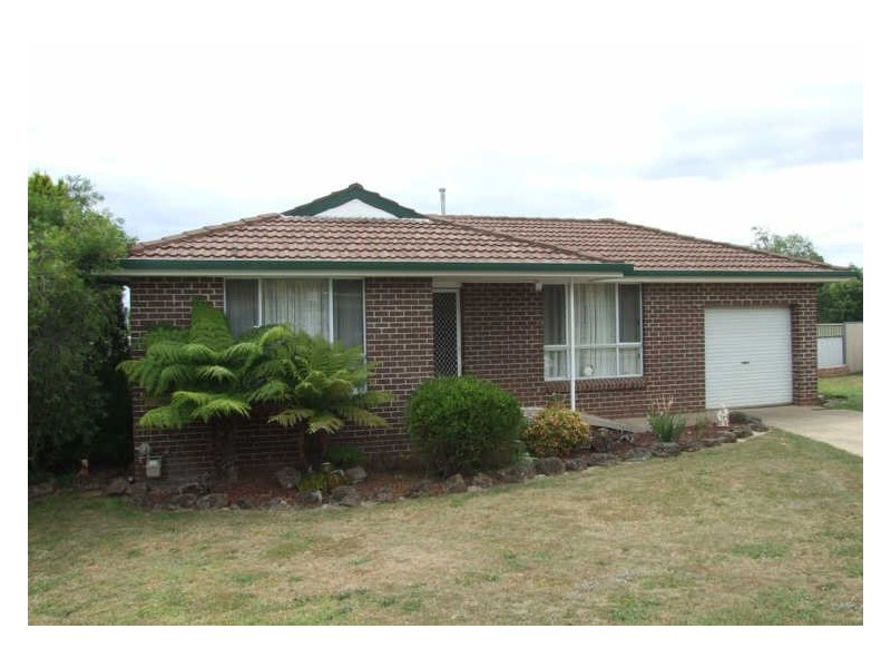 13 Rawle Avenue, Orange NSW 2800