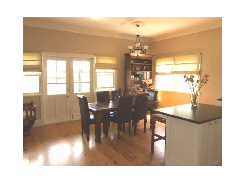 99 Autumn Street, Orange NSW 2800