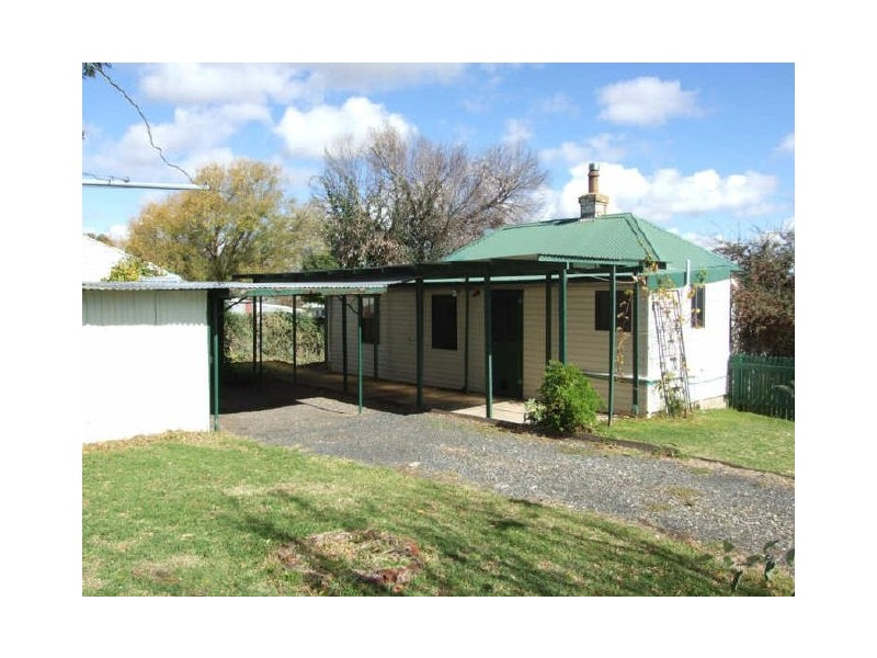 8 Stabback Street, Millthorpe NSW 2798