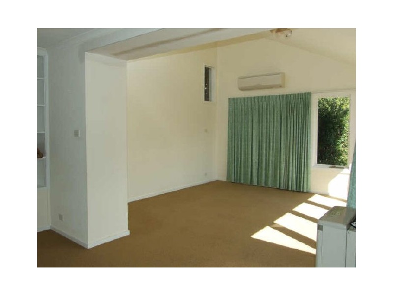 87 Sale Street, Orange NSW 2800