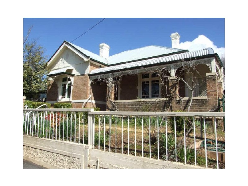 87 Sale Street, Orange NSW 2800
