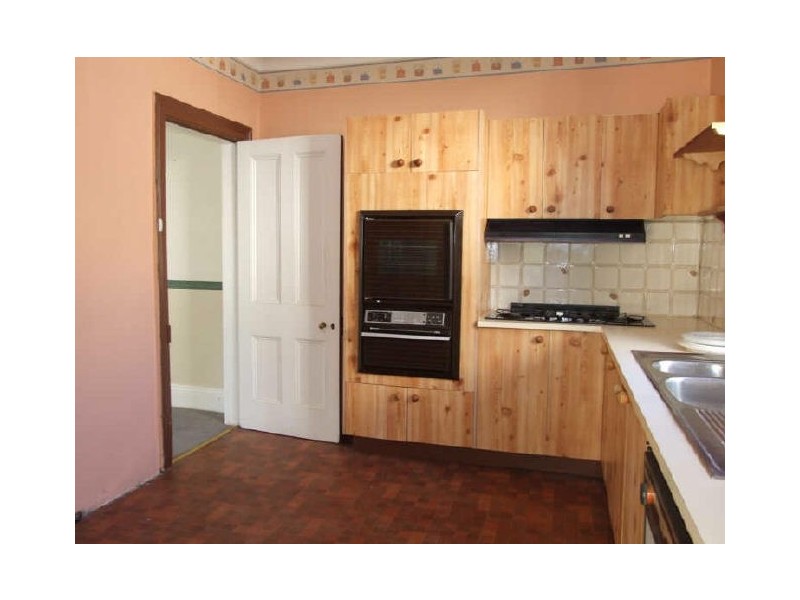 87 Sale Street, Orange NSW 2800