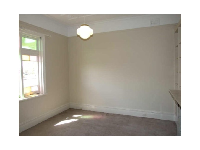 87 Sale Street, Orange NSW 2800