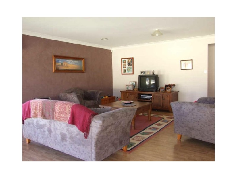 7 Blanche Avenue, Orange NSW 2800