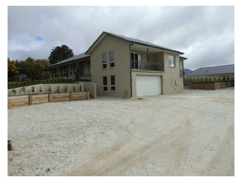 412 The Escort Way, Orange NSW 2800