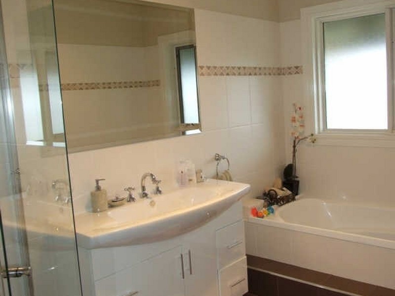 412 The Escort Way, Orange NSW 2800