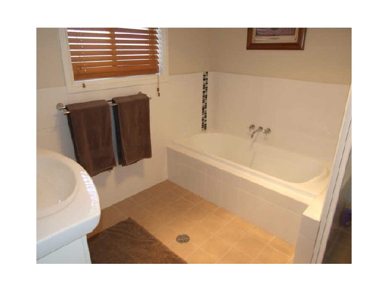 1 Rutherford Place, Orange NSW 2800