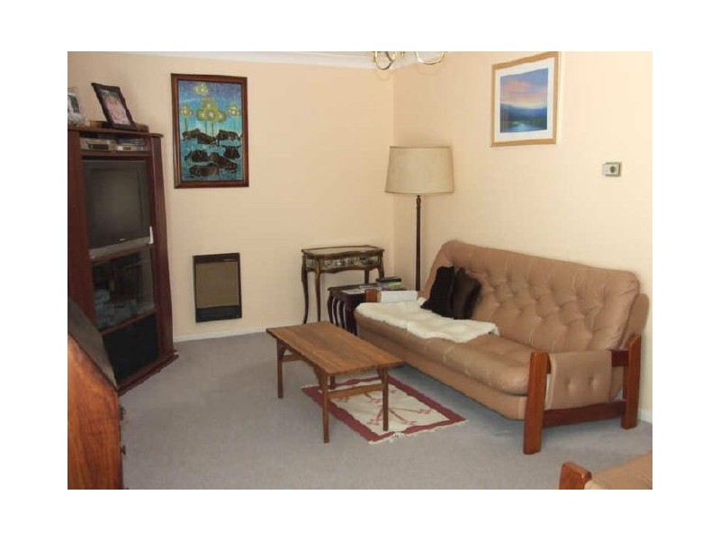 2 McCarthy Place, Orange NSW 2800