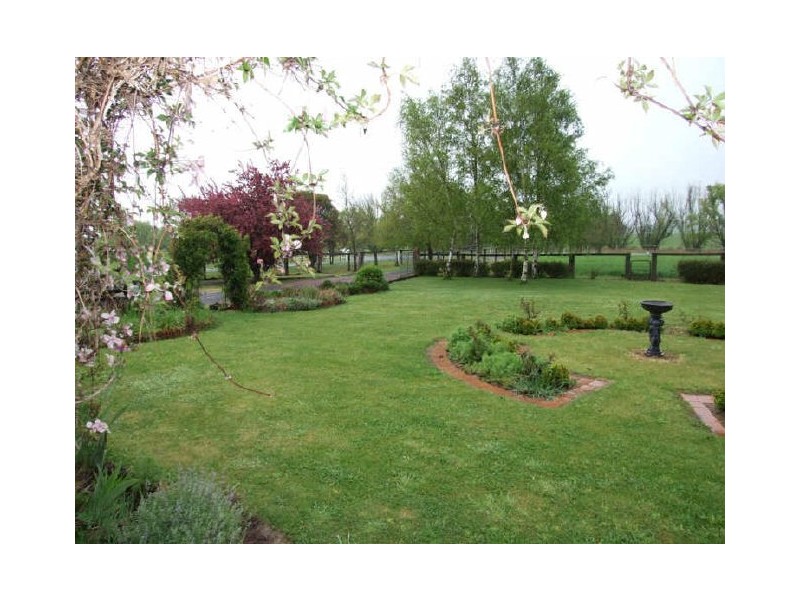 Willow Park/651 Forest Reefs Road, Millthorpe NSW 2798