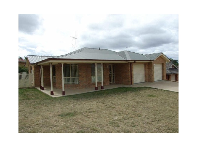 1 Gersbach Place, Orange NSW 2800