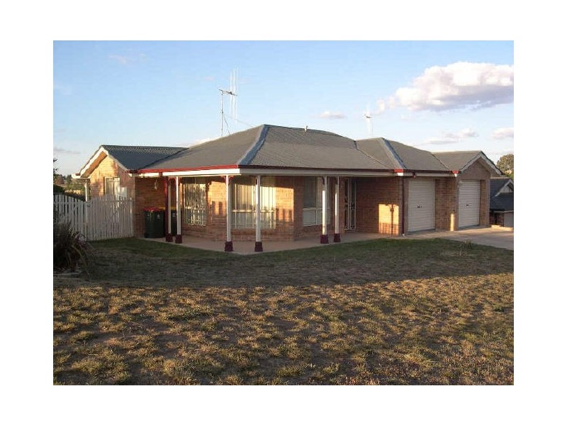 1 Gersbach Place, Orange NSW 2800