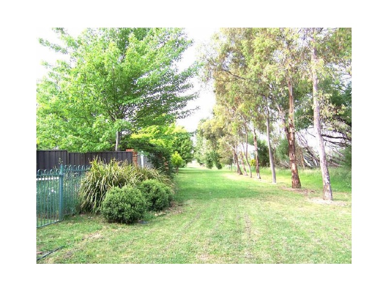 23 Ibis Crescent, Orange NSW 2800