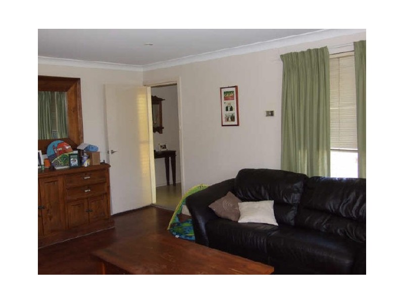 4 Sepik Place, Orange NSW 2800