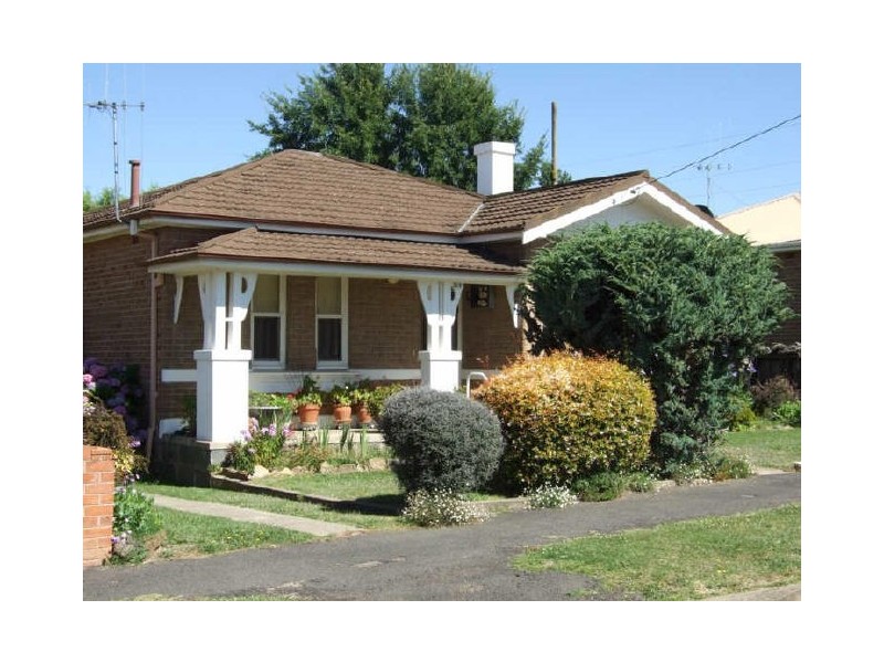 369 Lords Place, Orange NSW 2800