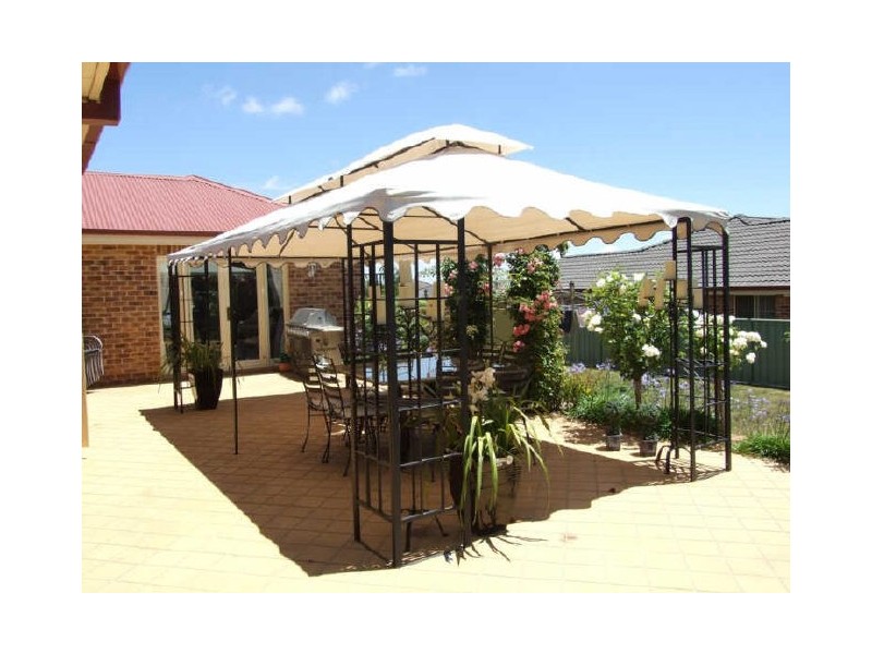 5 Carrington Place, Orange NSW 2800
