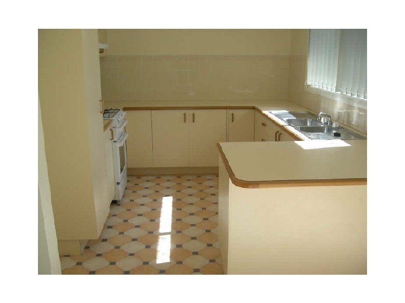 3/131a March Street, Orange NSW 2800