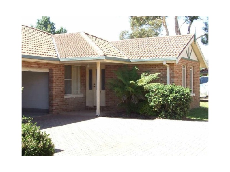 3/131a March Street, Orange NSW 2800