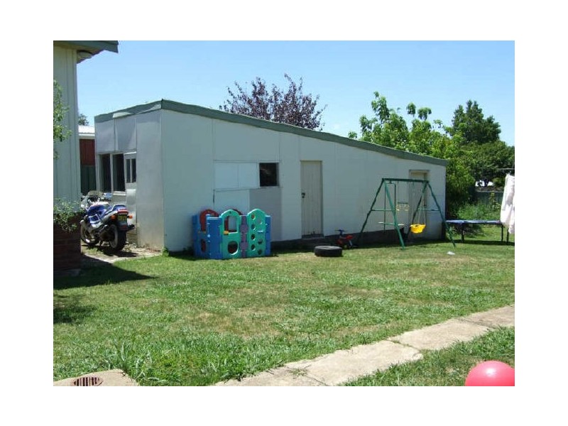 3 Collwood Crescent, Orange NSW 2800