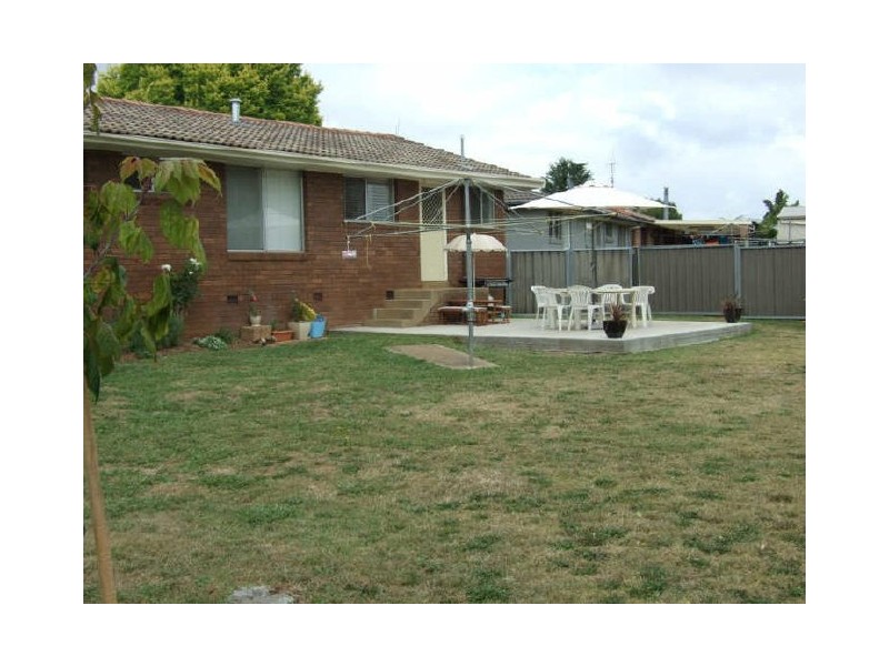 27 Markham Avenue, Orange NSW 2800
