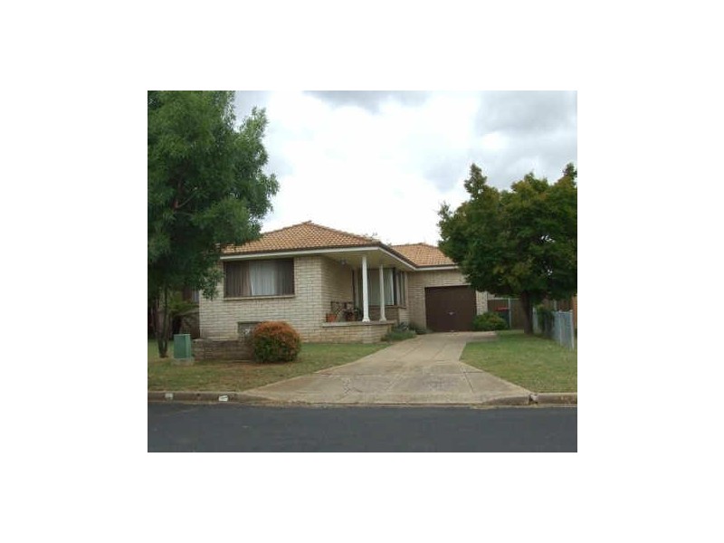 20 Mangowa Close, Orange NSW 2800