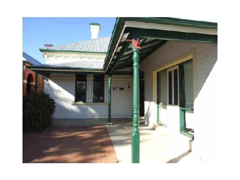 100 Byng Street, Orange NSW 2800