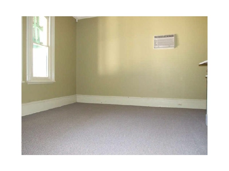 100 Byng Street, Orange NSW 2800