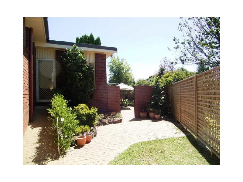 114 Coronation Drive, Orange NSW 2800