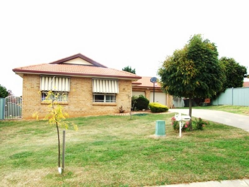 68 Amana Circuit, Orange NSW 2800