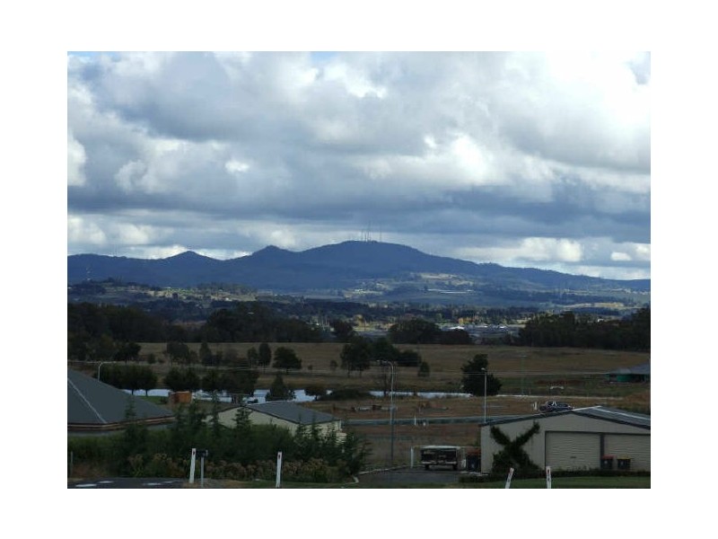 14 Illamatta Way, Orange NSW 2800