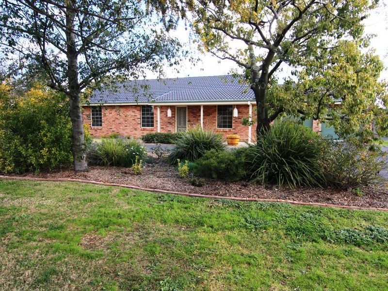 113 Molong Road, Orange NSW 2800
