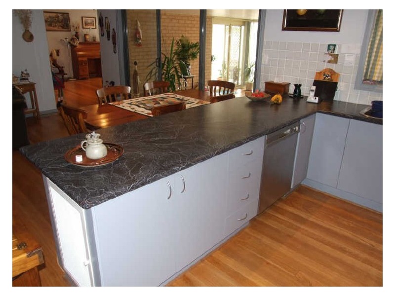 4 Warrigal Place, Orange NSW 2800