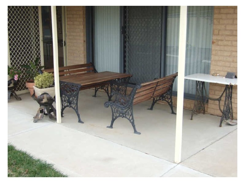 4 Warrigal Place, Orange NSW 2800