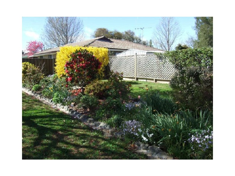 2 Prunus Avenue, Orange NSW 2800