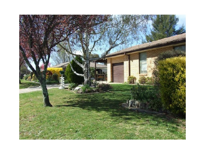 2 Prunus Avenue, Orange NSW 2800