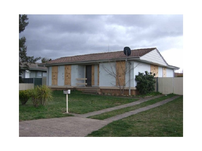 27 Mirral Way, Orange NSW 2800