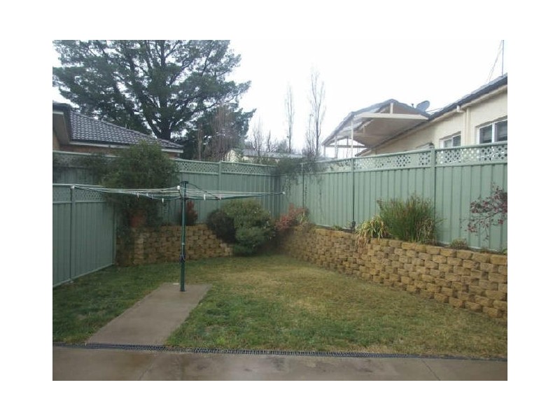 13a Roselawn Drive, Orange NSW 2800