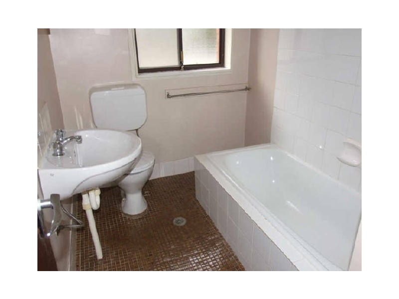 6 Pindari Place, Orange NSW 2800