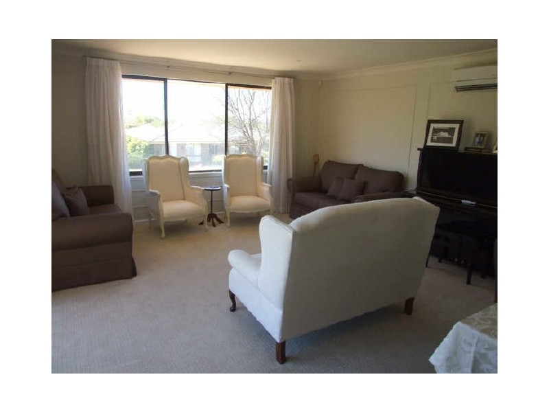 17 Heath Place, Orange NSW 2800
